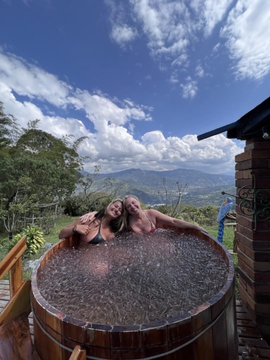 Friends Ice bath Medellin